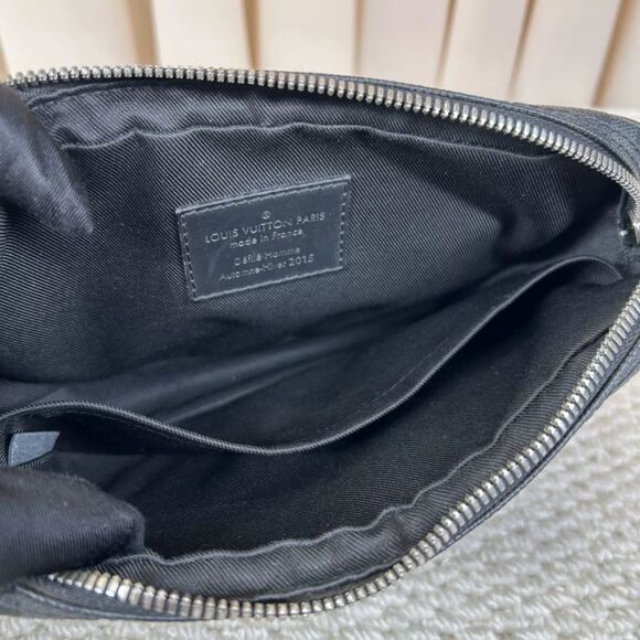 Louis Vuitton Women Pre-Loved Bag Very Good Condition - Picture 3 of 4